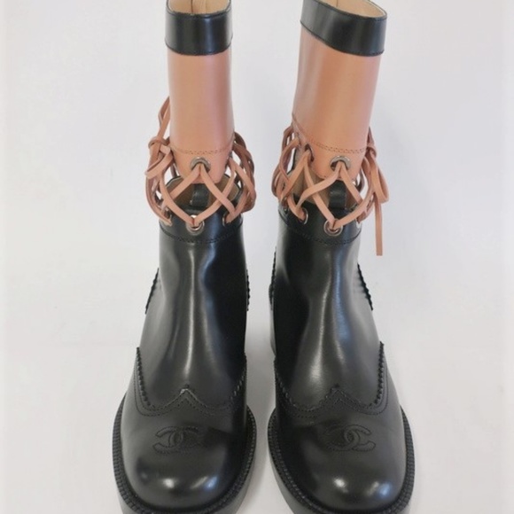Chanel 16K Runway Lace Up Wingtip CC Boots - Picture 2 of 8